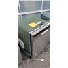 Image 8 : 2 STAINLESS GE BUILT IN DISHWASHERS