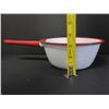 Image 3 : (3) Vintage Redlined Enamel Pans