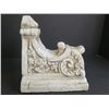Image 1 : Poured Stone Decorative Corbel #1