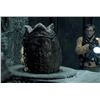 Image 6 : ALIEN VS PREDATOR AVP EGG WITH FACEGUGGER INSIDE SCREEN USED