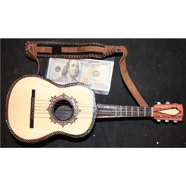 ZZ-CLEARANCE BEVERLY HILLS CHIHUAHUA 3 MARIACHIS STATIC HERO GUITAR SCREEN MATCHED