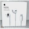 Image 1 : APPLE EARBUDS WITH LIGHTENING CONNECTOR