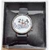Image 1 : NEW MINNIE AND MICKEY MOUSE QUARTZ MOVEMENT WATCH