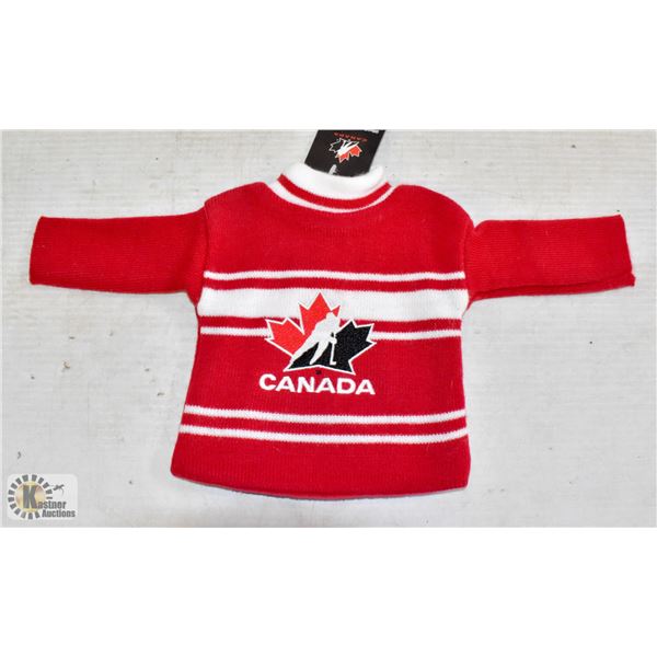 NEW WITH TAGS CANADA HOCKEY TOQUE