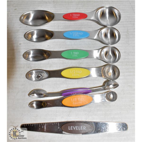 SET OF 6 MAGNETIC INTERLOCKING MEASURING SPOONS