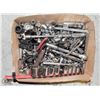 Image 1 : BOX OF ASSORTED DRIVERS & SOCKETS