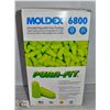 Image 1 : BOX OF MOLDEX 6800 EARPLUGS