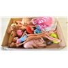 Image 1 : LOT OF BARBIES