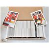 Image 1 : 400 COUNT BOX OF NHL HOCKEY CARDS