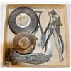 Image 1 : FLAT OF ANTIQUE TOOLS - 2 TAPE MEASURES AND LOTS