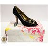 Image 1 : NEW CHINESE LAUNDRY LADIES SHOES JOLIN SIZE: 6.0