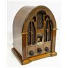 Image 2 : OLD STYLE RADIO GENUINE WOOD VENEER WITH