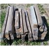 Image 1 : PALLET OF 4X4, 3X3 POSTS 2.5-5FT LENGTH