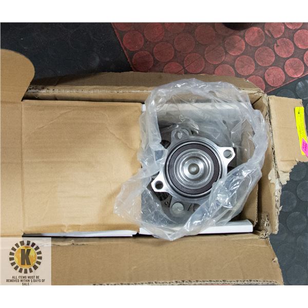 LOT OF 2 REAR WHEEL BEARINGS AND HUB ASSEMBLYS
