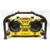 Image 1 : DEWALT WORK RADIO