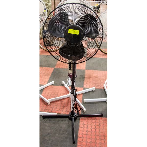 NEW MAINSTAY BLACK FLOORFAN