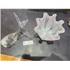 Image 1 : Glass Whale and Bowl