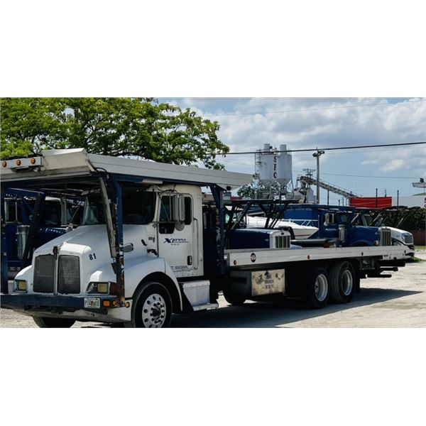 2008 KENWORTH FLATBED TOW TRUCK CAR HAULER  #81