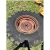 Image 1 : 18.4-30 TRACTOR TIRE