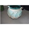 Image 2 : CERAMIC POT