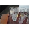 Image 2 : ETCHED GLASSWARE & LACQUER TRAY (11 PCS)