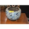 Image 1 : CERAMIC PLANTER (15 3/4" D)