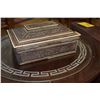 Image 4 : SEWING BOX