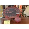 Image 1 : CHINESE CINNABAR LIDDED JAR, VASE & TRAY (3 PCS) (DOES NOT INCLUDE STAND)