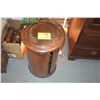Image 1 : CIRCULAR WOOD SIDE TABLE W/1 DOOR