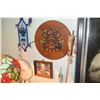 Image 2 : LARGE MIXED LOT: COLLECTION OF DREAM CATCHERS, ART, BEADS, KEY CHAINS, FEATHERS, WALL ART, OIL LAMPS