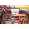 Image 3 : MIXED LOT: TAMBOURINE, MIRRORS, SHIP IN BOTTLE, PROPELLER, PLATE, BOTTLE, WOOD HAND & MAT (9 PCS)