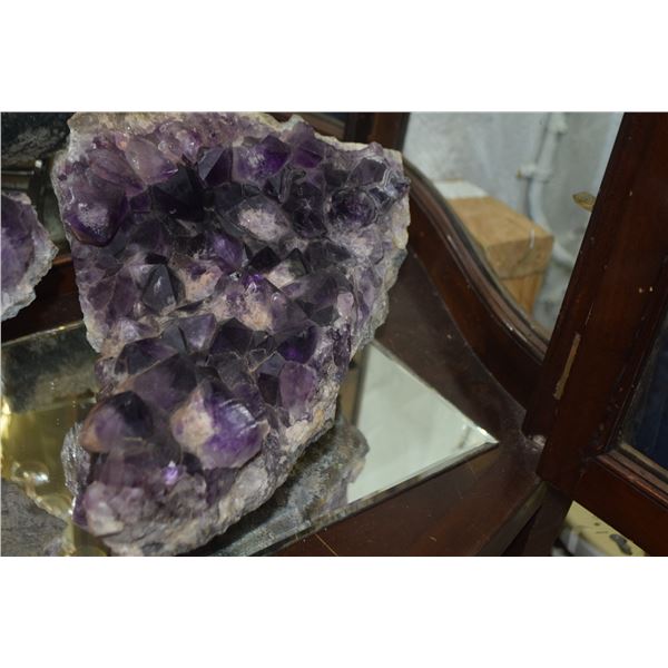 LARGE AMETHYST GEODE