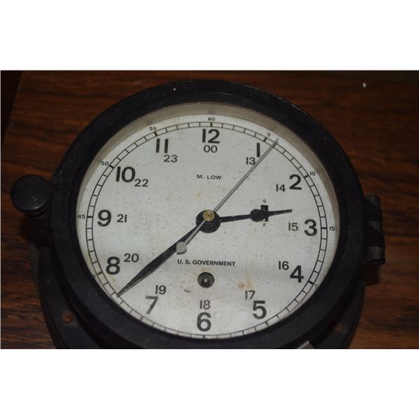 M. LOW U.S. GOVERNMENT SHIPS CLOCK W/BLACK BAKELITE CASE