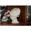 Image 5 : VINTAGE LADY HEAD VASES & STATUE (4 PCS)