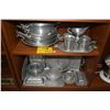 Image 1 : COLLECTION OF HAMMERED ALUMINUM SERVING PIECES (32 PCS)