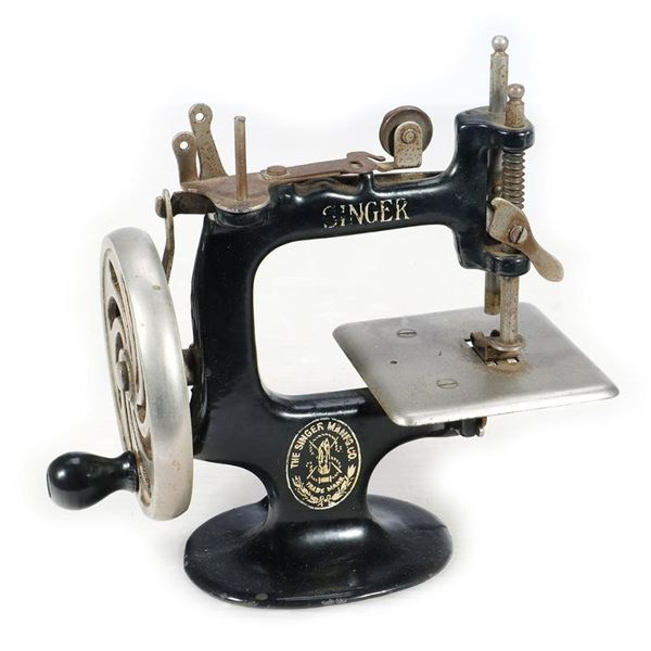 Antique Toy Singer Sewing Machine Early 20th Century