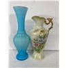 Image 8 : Nice Lot of 2 Ceramic Teapots and 2 Beautiful Glass Vases