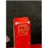 Image 2 : Vintage 40's-50's Esso Diecast Gas Station Pumps
