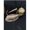 Image 2 : 20" x17" x8" Vintage Suitcase with Contents