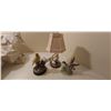 Image 3 : Small Bird Lamp and Pair of Ducks Plus Canary