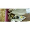 Image 2 : Collectible Porcelain Knick Knack Lot