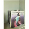 Image 2 : Pop and Country Record Albums