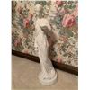 Image 3 : Greek Statue Made of Plaster 27" Tall