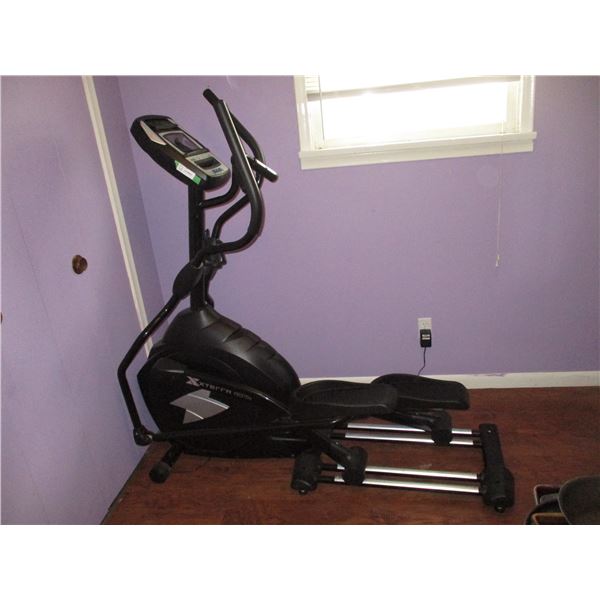 Exercise machine stepper XTerra FS375