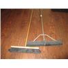 Image 2 : (2) Brooms