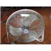 Image 2 : Electric fan - 22" round