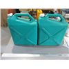 Image 1 : (2) 23L water containers