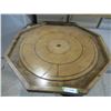 Image 3 : Crokinole board