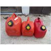 Image 1 : (3) Gas cans