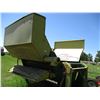 Image 7 : Bale King Vortex 880 Bale Shredder with grain tank (left hand discharge) working good, SN 96771361
